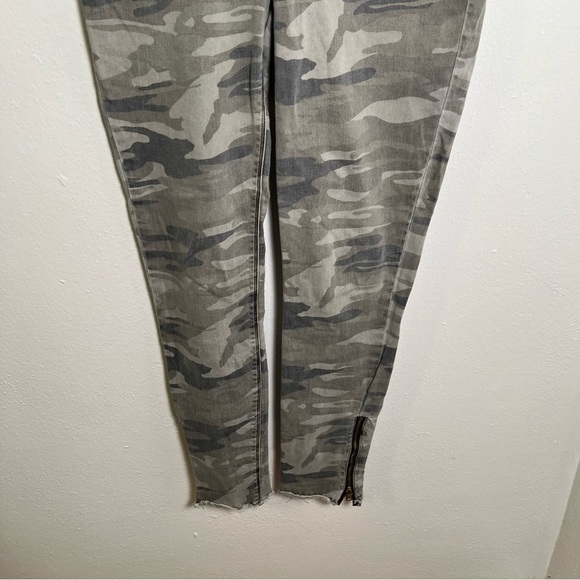 Express Jeans Ankle Jegging Faded Camo Mid-Rise 4R - Picture 6 of 15